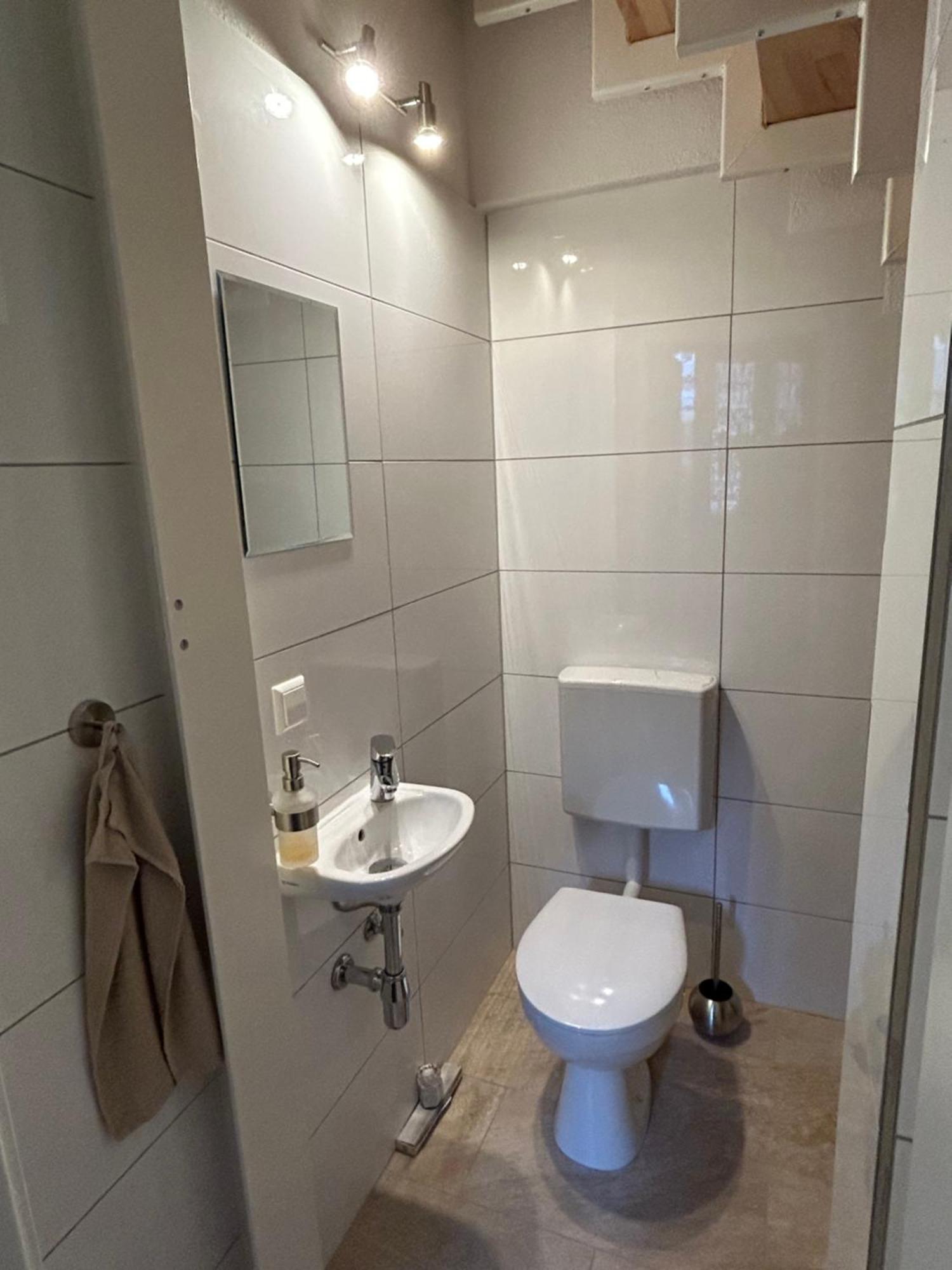 Exklusives Haus, Ruhig Gelegen Im Innenhof, Zentral, Lichtdurchflutet, 卡尔斯鲁厄 外观 照片